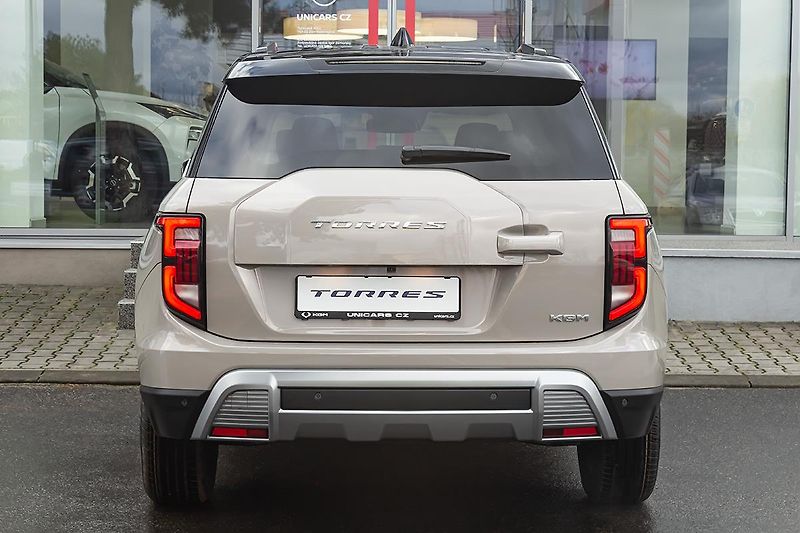 SsangYong Torres (2025) 1,5 GDI 2WD AT STYLE EL.5DVEŘE - fotka 6 z 16