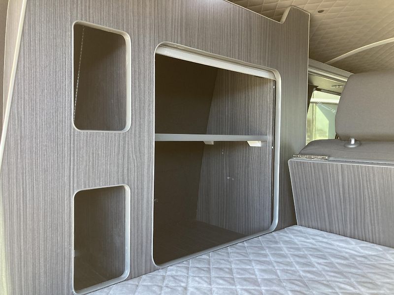 Volkswagen T6 (2018) CALIFORNIA 2,0TDi 4MOTION -DPH - fotka 19 z 35