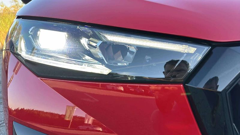 Škoda Scala Monte Carlo 1,0 TSI 85kW MT6/R - fotka 27 z 29