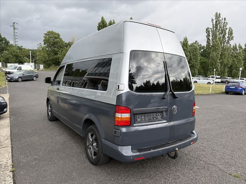 Volkswagen Transporter 2,5   TDI LONG 9 MÍST TAŽNÉ - fotka 3 z 21