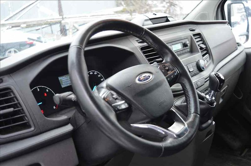 Ford Transit (2021) CUSTOM 2,0 D - fotka 14 z 18