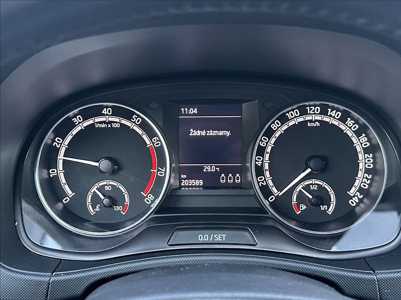 Škoda Fabia 1,0 TSI 95PS  Ambition Top - fotka 38 z 52