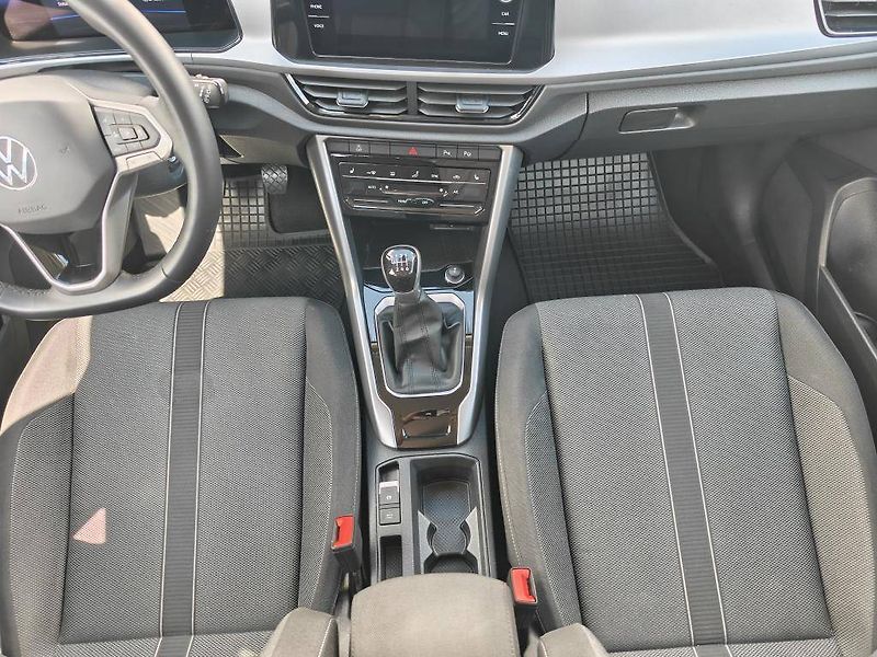 Volkswagen T-Roc Life 6G 1,0TSI - fotka 9 z 22