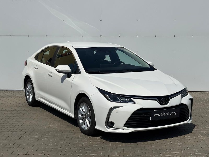 Toyota Corolla 1.5 Dynamic Force Comfort Tech - fotka 6 z 27