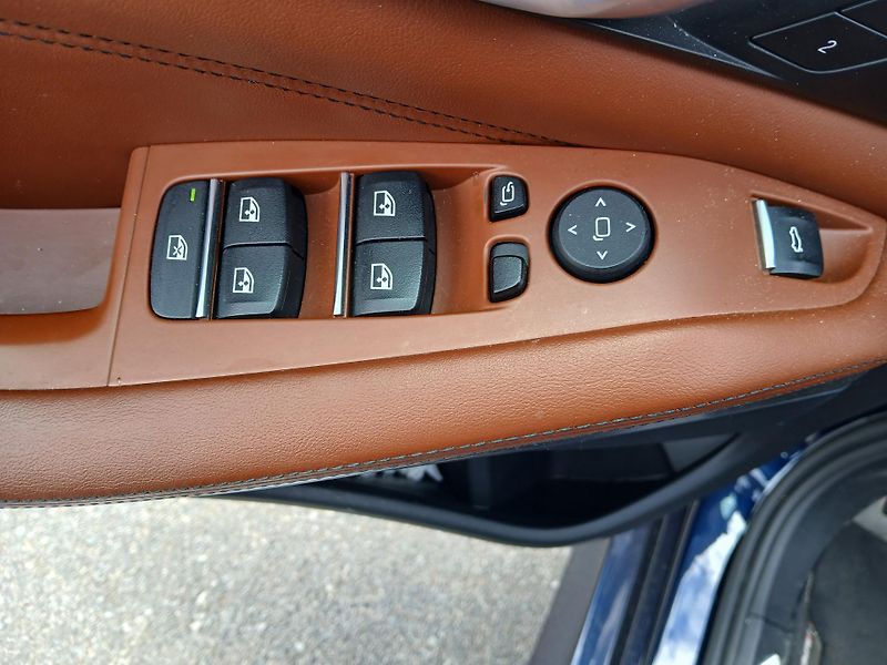 BMW X5 (2022) - fotka 10 z 25