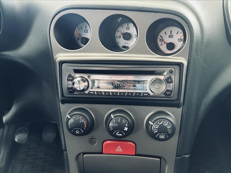 Alfa Romeo 156 2,0   16V TWIN SPARK 114kW,ČR - fotka 12 z 17