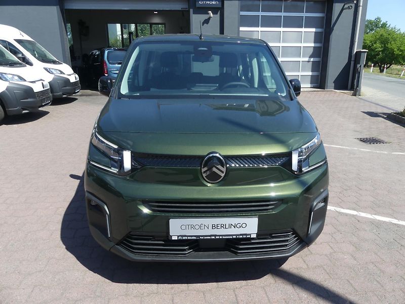 Citroën Berlingo (2026) PLUS Petrol 110k Manual   - fotka 2 z 20