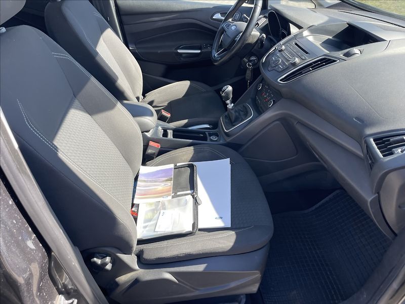 Ford Grand C-MAX 1,0 ECOBOOST 92kw CZauto Tažné - fotka 13 z 28