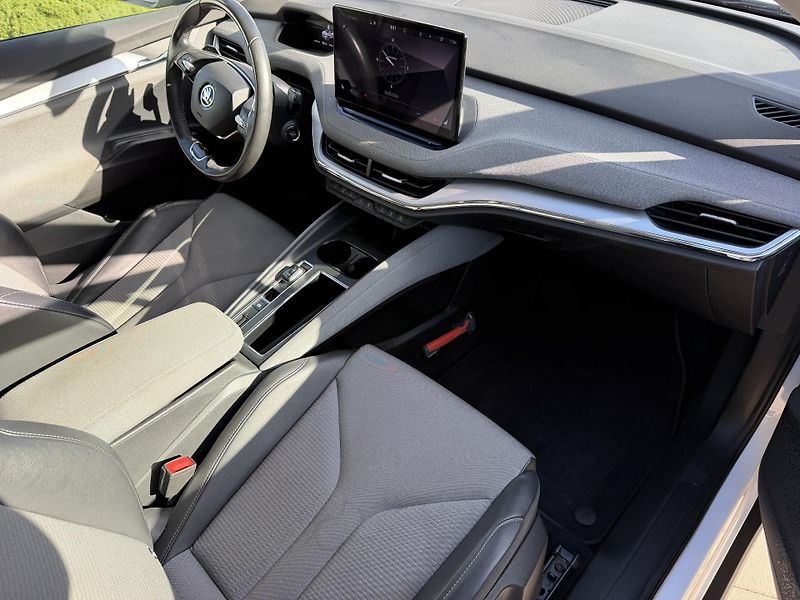 Škoda Enyaq (2021) iV80, 150kw, SOH 90%, Tažné - fotka 8 z 11