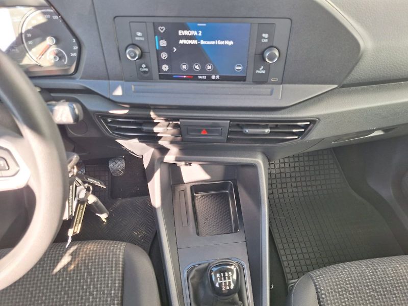Volkswagen Caddy (2023) 2.0 TDI / 75 kW / 6MP / MAXI / - fotka 16 z 32