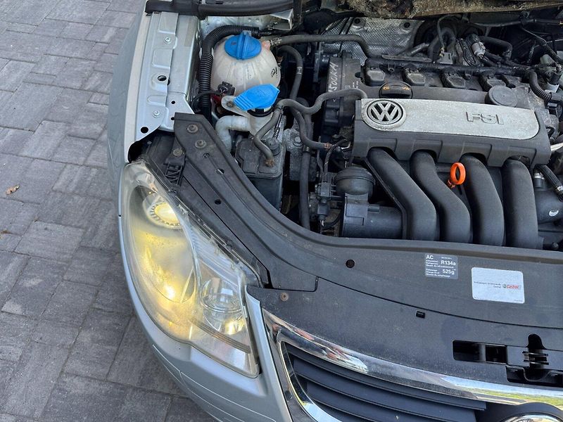Volkswagen EOS (2006) 2.0 FSi - fotka 29 z 35
