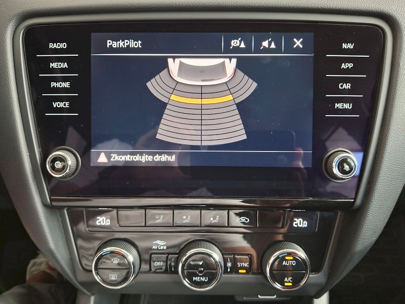 Škoda Octavia (2019) Combi Ambition Plus DSG 1,5TSi - fotka 28 z 34