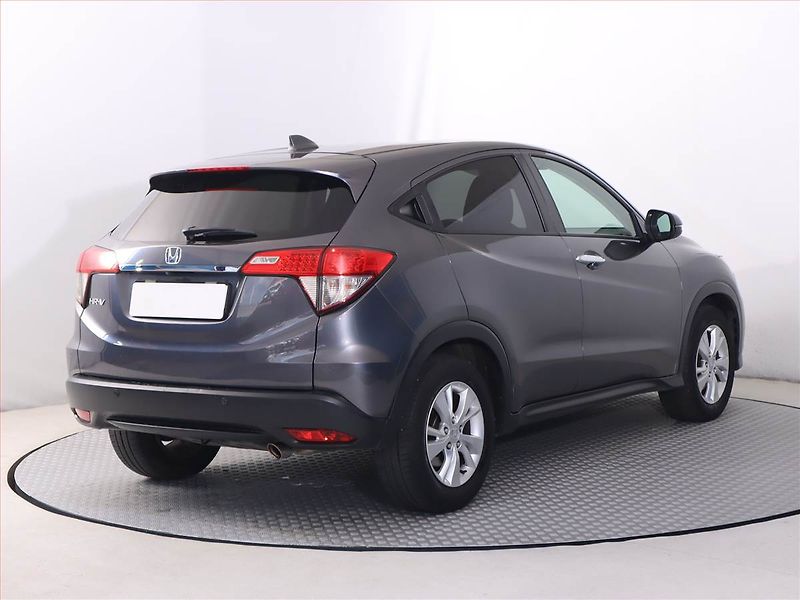 Honda HR-V (2019) Elegance 1.5 i-VTEC, Automat - fotka 5 z 19