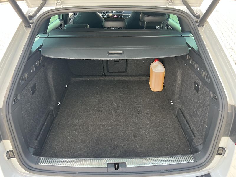 Škoda Superb 2.0 TDi Sportline nez.topeni  - fotka 13 z 18