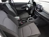 Hyundai i30 (2018) 1.0 T-GDI, Tempomat - náhled 7