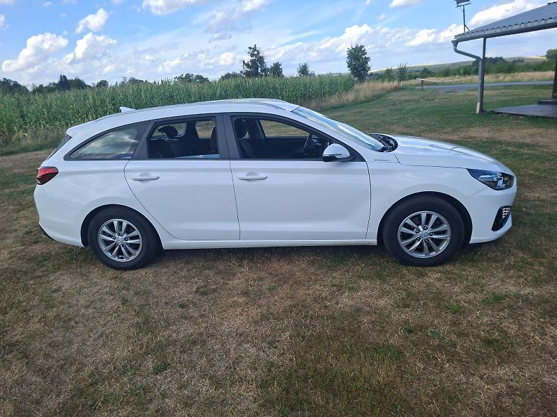 Hyundai i30 (2021) 1.6 CRDi, diesel, 85 KW, 2021 - fotka 4 z 10