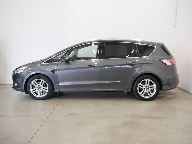 Ford S-MAX - fotka 3 z 29