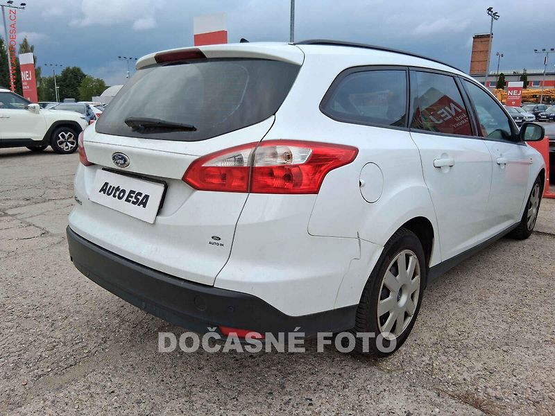 Ford Focus (2014) 1.6 TDCi, 1.maj, AC, STK6/28 - fotka 2 z 3