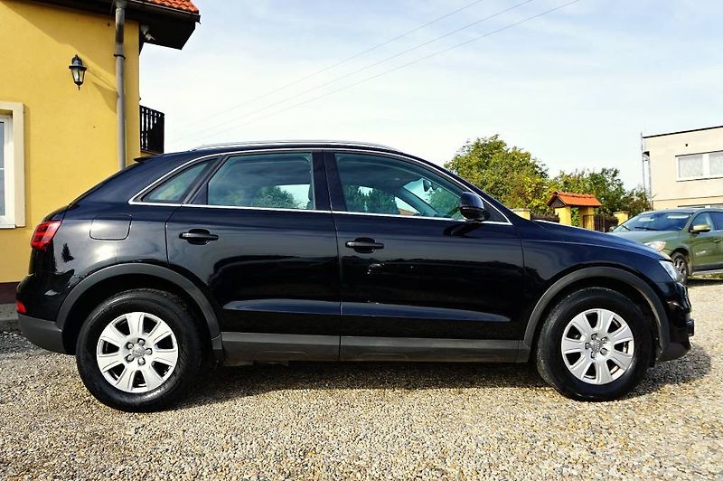 Audi Q3 (2013) 2,0 TFSI 125 kW - fotka 2 z 45