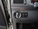 Volkswagen Touran (2011) Comfortline 2.0 TDI, Automat - náhled 22