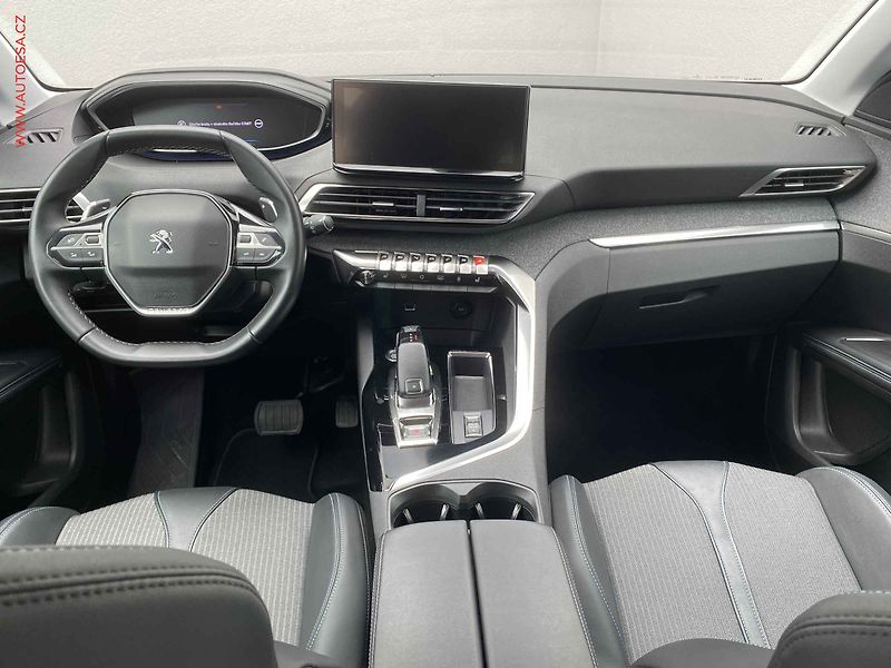 Peugeot 3008 (2022) 1.5 HDi, Allure, AT, navi - fotka 8 z 17