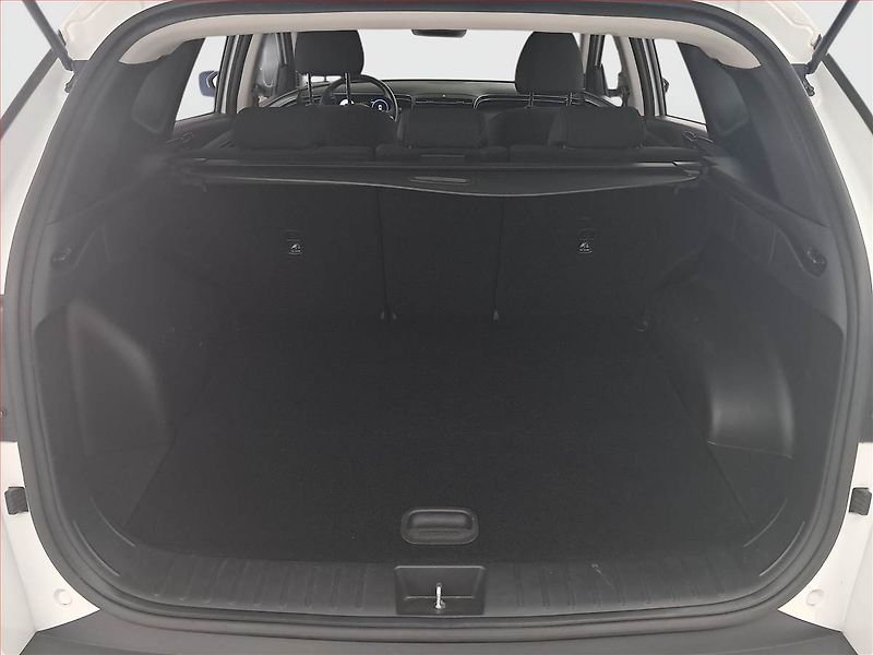 Hyundai Tucson (2022) 1.6 T-GDI - fotka 13 z 15