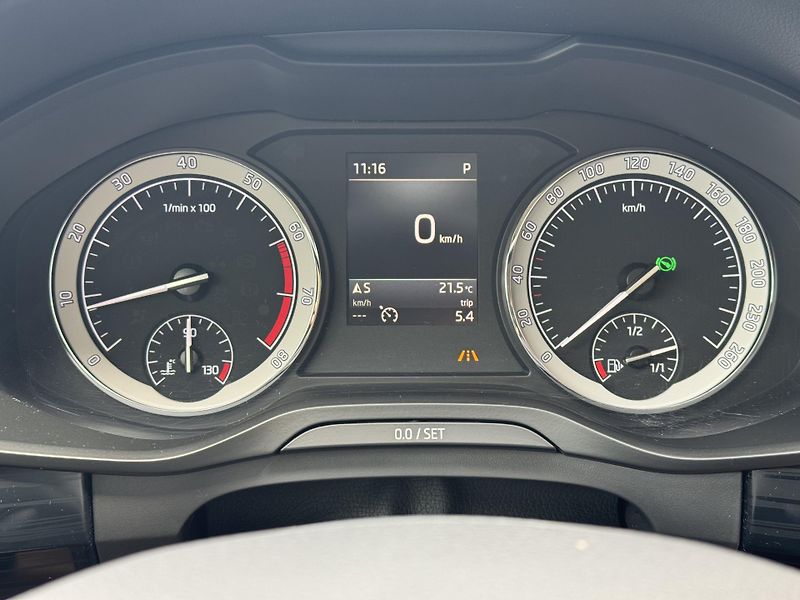 Škoda Kodiaq (2018) 2.0TSi DSG 4X4 Style, ACC PANO - fotka 34 z 53