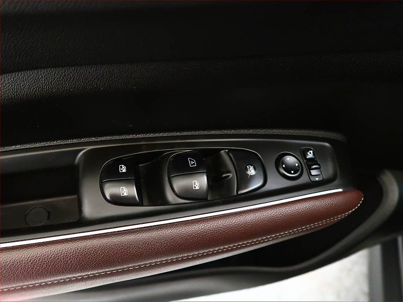 Renault Koleos (2019) 2.0 dCi, 4X4, Automat - fotka 19 z 20