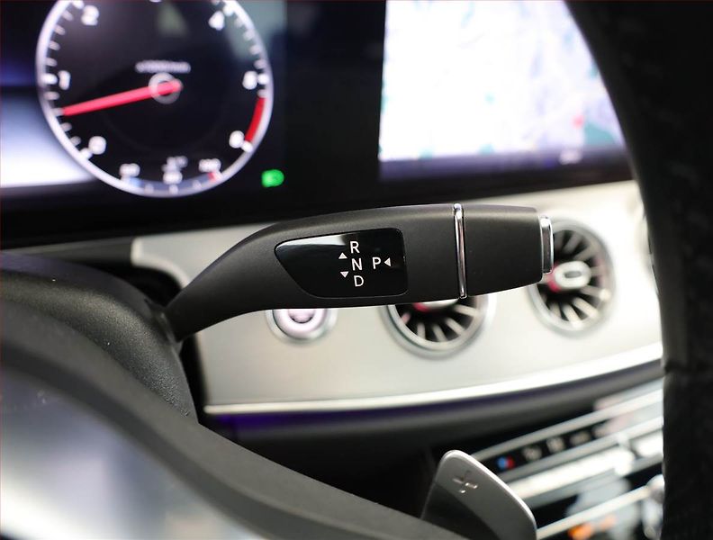Mercedes-Benz CLS (2020) AMG line 400 d 4MATIC - fotka 11 z 20