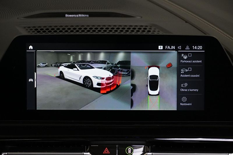BMW Řada 8 BMW 850i Xdrive cabrio - fotka 44 z 44