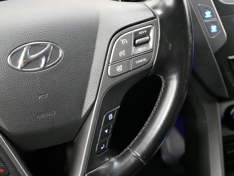 Hyundai Santa Fe - fotka 17 z 27