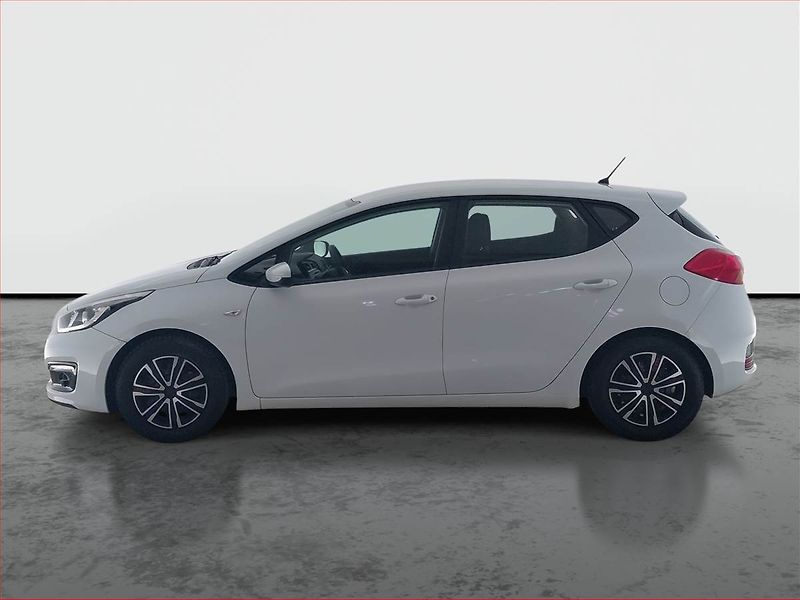 Kia Ceed (2017) 1.4 CVVT, Serv.kniha - fotka 3 z 15