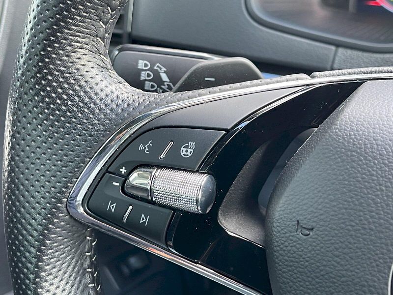 Škoda Karoq (2024) 1.5 TSI 110kW DSG SportLine - fotka 7 z 34