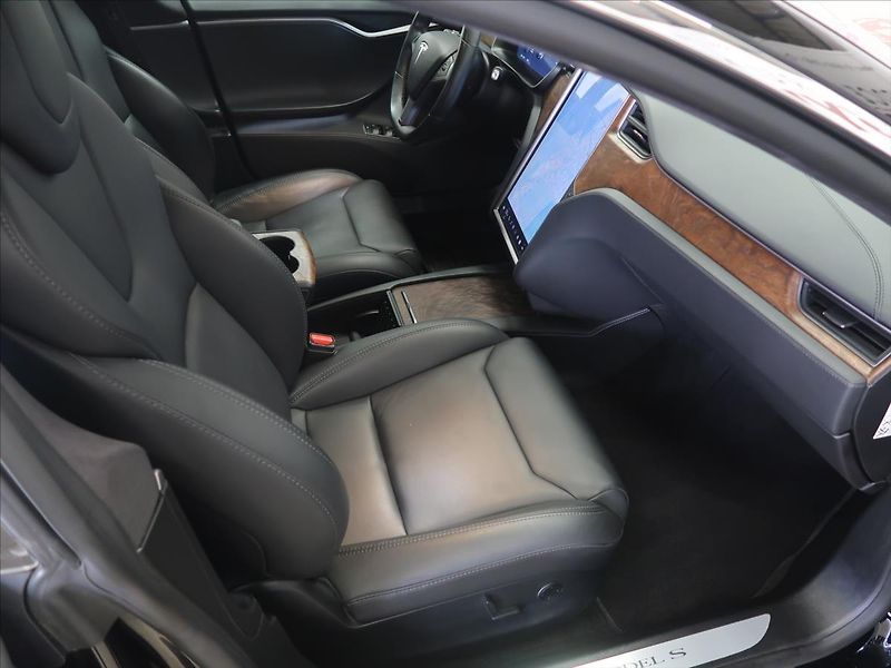 Tesla Model S 0,0 100D AWD! - fotka 13 z 30