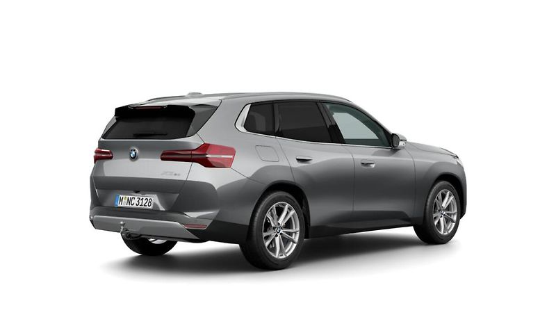 BMW X3 20 xDrive - fotka 2 z 4