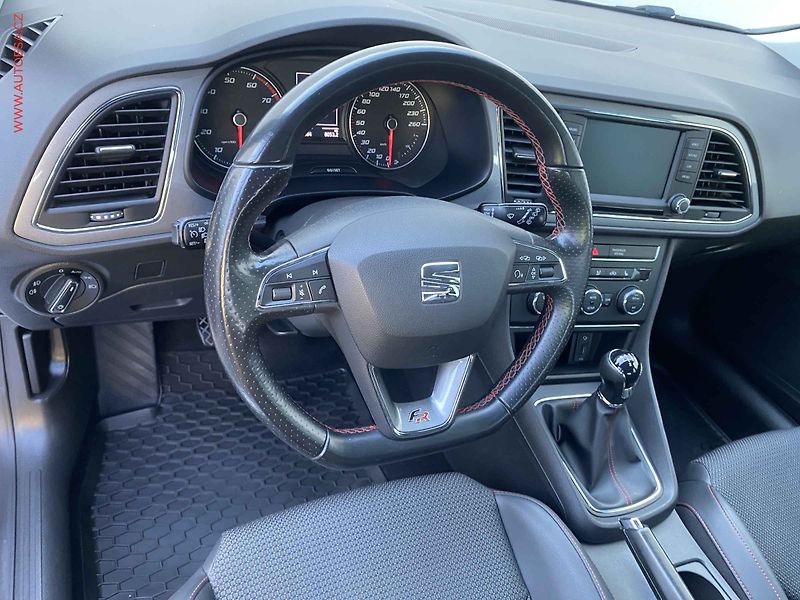 Seat Leon (2016) 1.8 TSi, LED, park.čidla - fotka 12 z 16