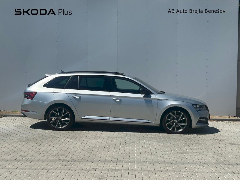 Škoda Superb (2023) COM GRT SPO4X4 TD 140/2.0 A7A - fotka 14 z 33