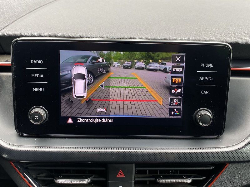 Škoda Kamiq (2022) 1.0 TSI Monte Carlo - fotka 13 z 37