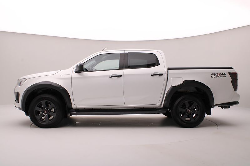 Isuzu D-Max (2025) Double Cab 1,9 V-Cross 4x4 AUT - fotka 2 z 34