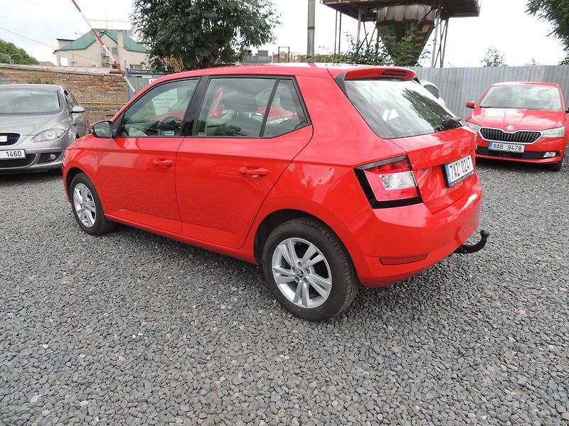 Škoda Fabia (2019) 1.0MPi,44kw,Amb,ČR,1.maj.TZ - fotka 6 z 35