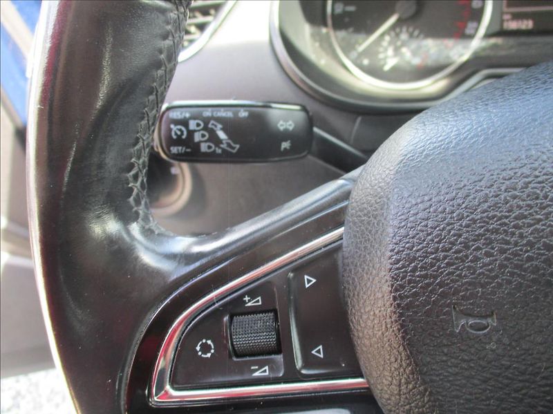 Škoda Octavia 1,6 TDI, Eleg, ZAMLUVENA - fotka 19 z 32