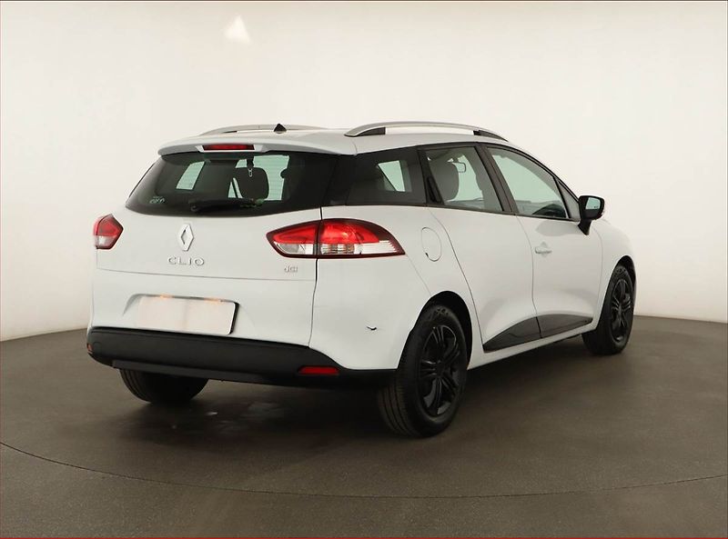 Renault Clio (2015) 1.5 dCi, Navi, Tempomat - fotka 5 z 13