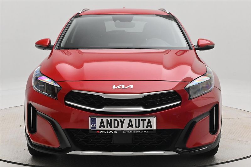 Kia XCeed 1,5 T-GDi 117 kW Exclusiv Záru - fotka 2 z 29
