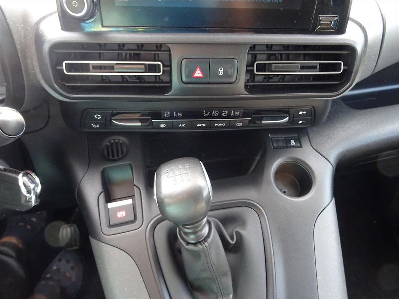 Citroën Berlingo 1,5 Hdi 96 kW XL - fotka 27 z 36