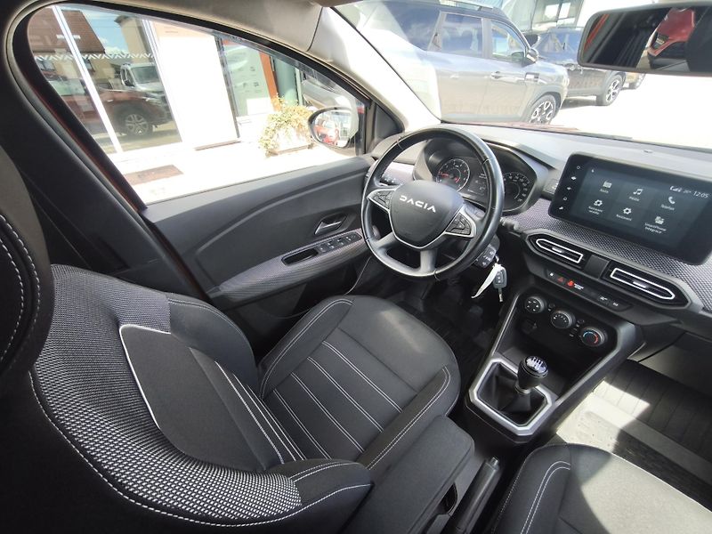 Dacia Jogger 2023 ČR 1.0 ECO-G Expression - fotka 7 z 31