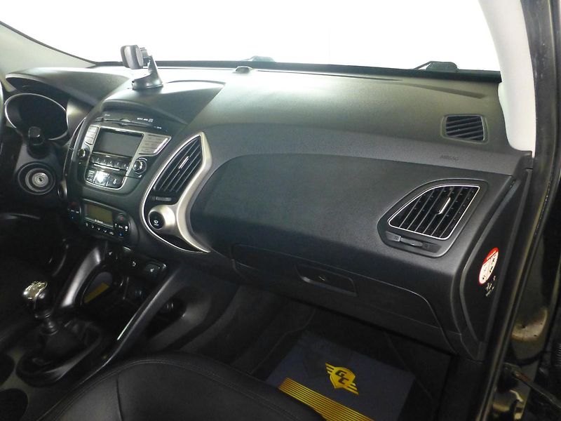 Hyundai ix35 (2015) 2,0I-122KW**VYHŘ.S**DIGI* ALU - fotka 16 z 22