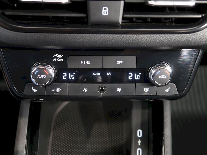 Škoda Kamiq (2024) SELECTION 1.0TSI 85KW - fotka 30 z 39
