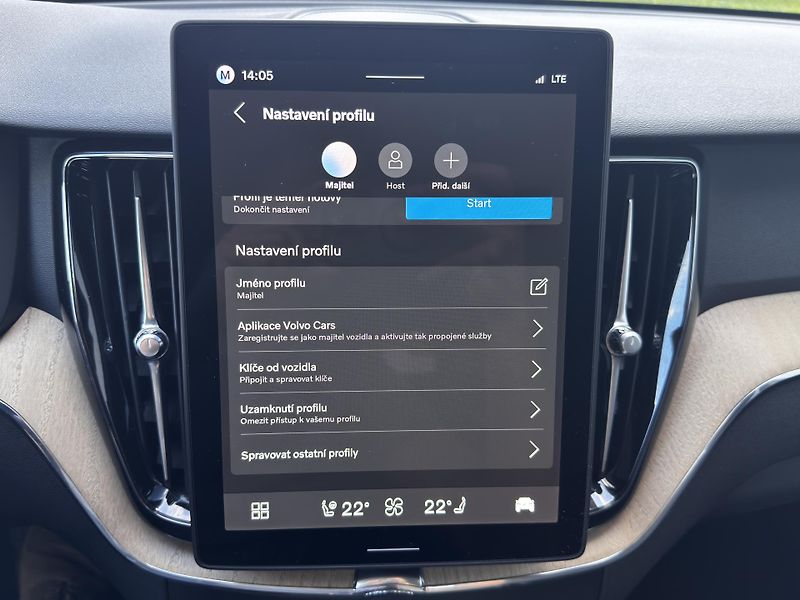 Volvo XC60 B5 AWD PLUS/360/1 maj/ + kola - fotka 49 z 49