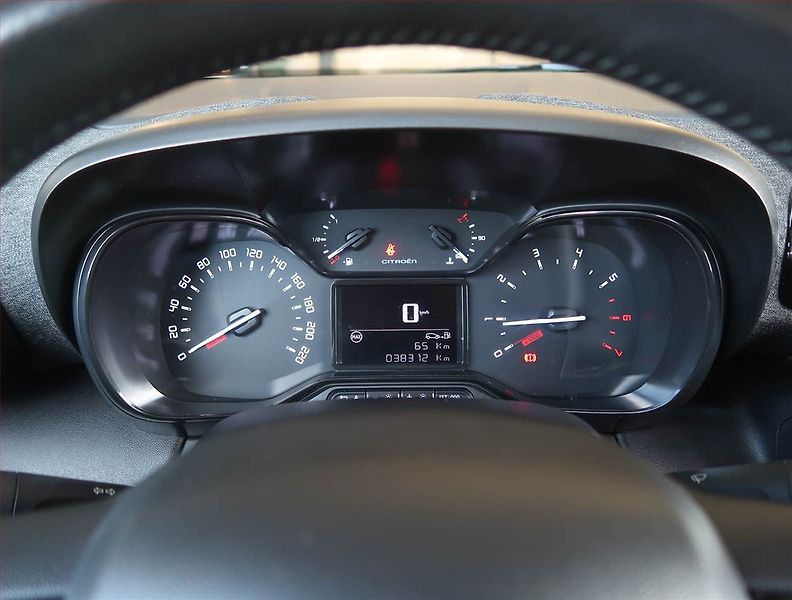 Citroën C3 Aircross (2021) Shine 1.2 PureTech, Serv.kniha - fotka 11 z 18