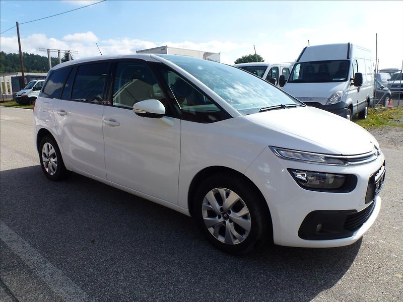Citroën Grand C4 SpaceTourer 1,2 Pure Tech 130 7míst - fotka 6 z 45